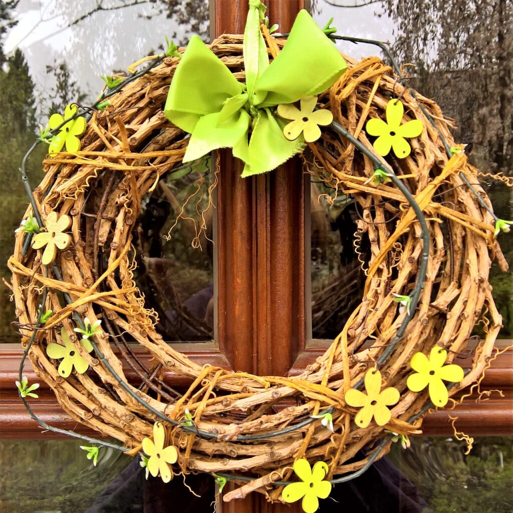 Tree crafts willow wreath